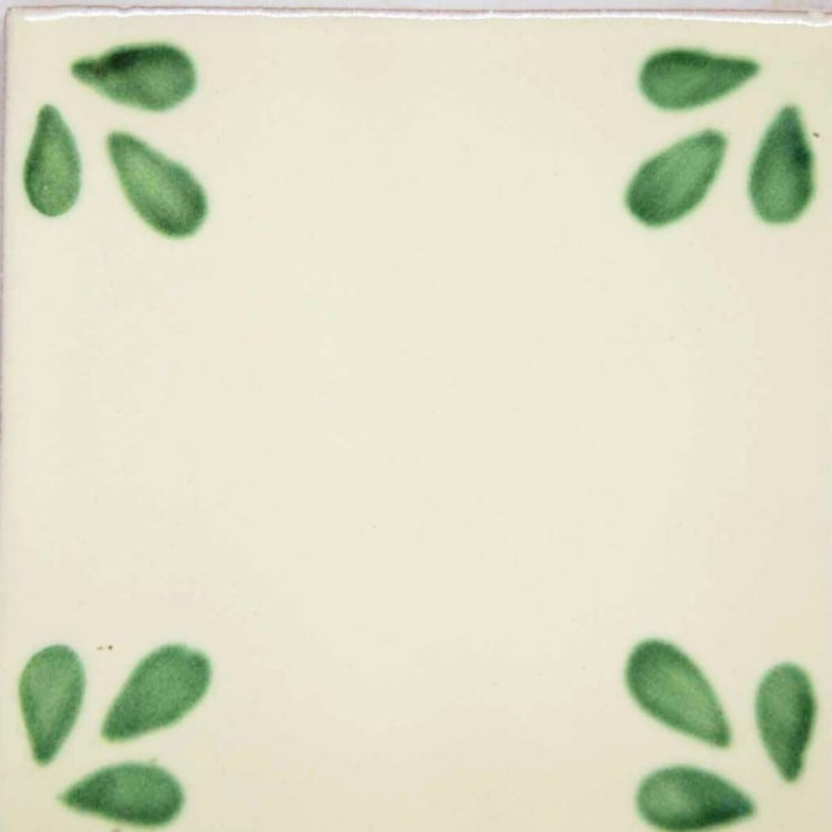 Carrelage mexicain Colibri Azulejos - SEVILLE VERT BLANC