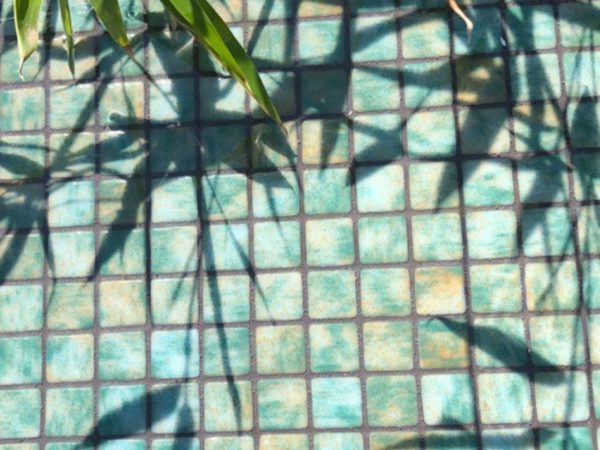 Mosaïque effet piscine Pierre de Bali - Reviglass PARADISE STONES coloris JADE