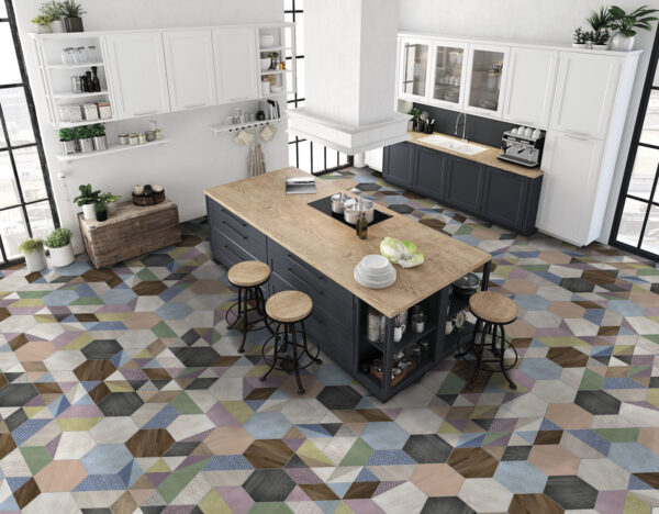 Carrelage hexagonal effet bois peint et motifs ITT ART DECO sur sol cuisine