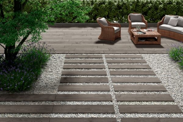 Extérieur et terrasse en carrelage imitation parquet Gardenia JUST CODE - 20x120cm couleur GREIGE