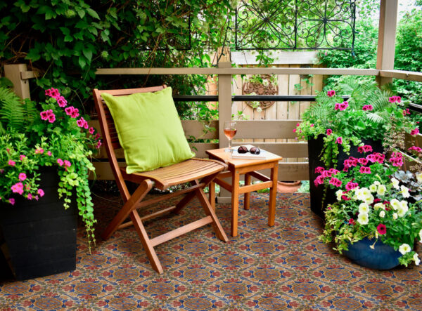 Sol terrasse extérieure en carrelage azulejo fleuri Nanda, collection Terra -modèle LARA